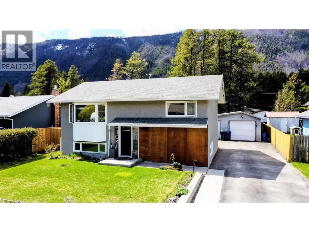 457 Mountain Ash Crescent, Sparwood